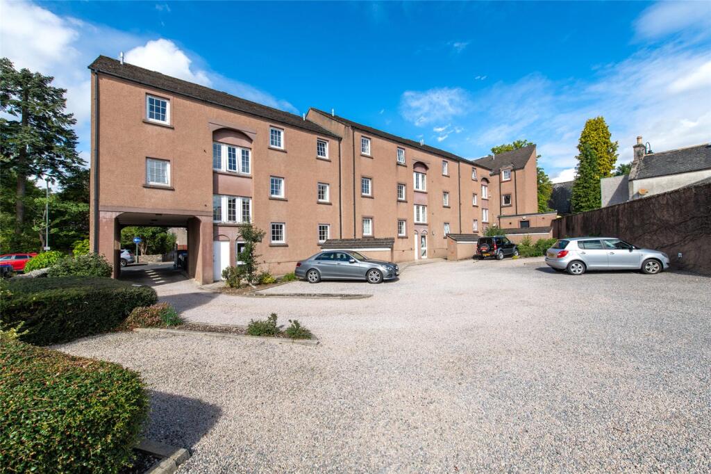 Main image of property: 15 Shepherds Court, Kinneskie Road, Banchory, AB31