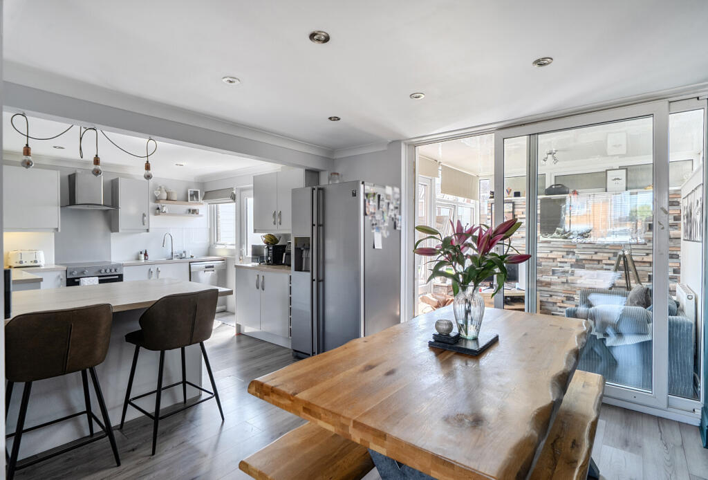 North Road, Winterbourne, Bristol, Gloucestershire, BS36 - View 4