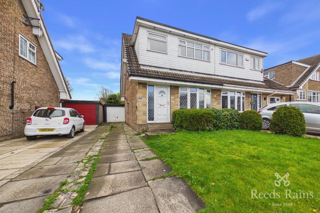 Main image of property: Greenacres Grove, Halifax, West Yorkshire, HX3