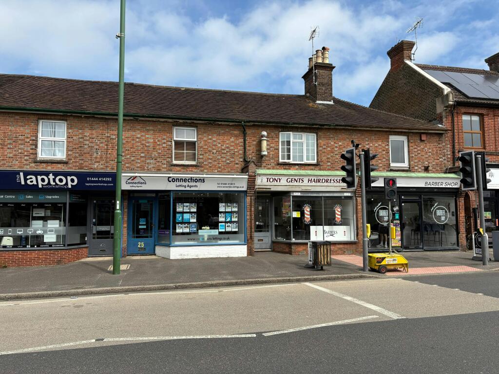 Main image of property: 25 27 Sussex Road, Haywards Heath, RH16 4DZ