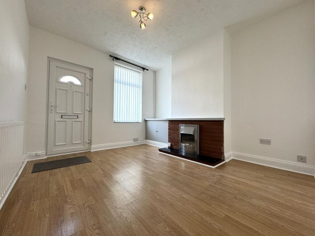 House in East Staffordshire, Horninglow and Eton - View 2