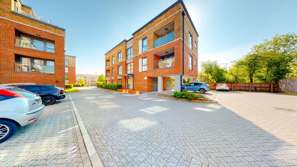 Main image of property: Arla Place, Ruislip, HA4