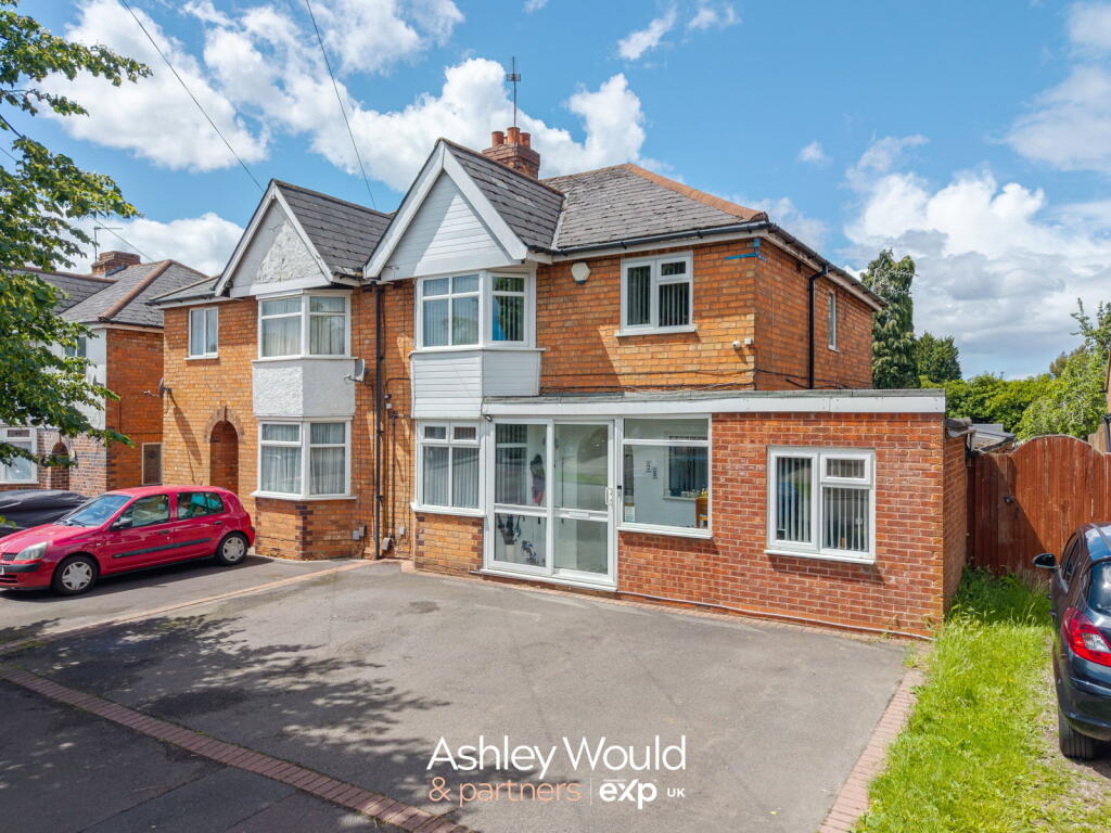 Main image of property: Baldwins Lane, Birmingham, B28 0PU