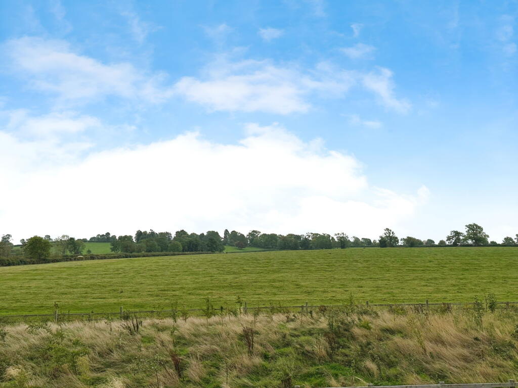 Tigers Road, Fleckney photo 2