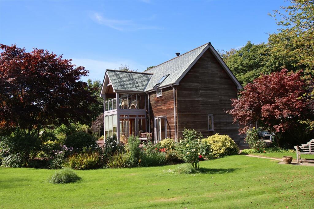 3-bed detached on Blakewell, Muddiford, Barnstaple, £550,000