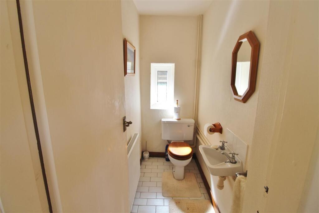 House in Nottingham - View 2