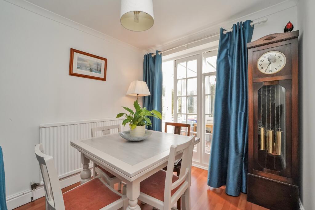 House in Swindon - View 4