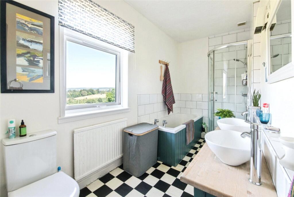 Apartment in Exeter - View 3