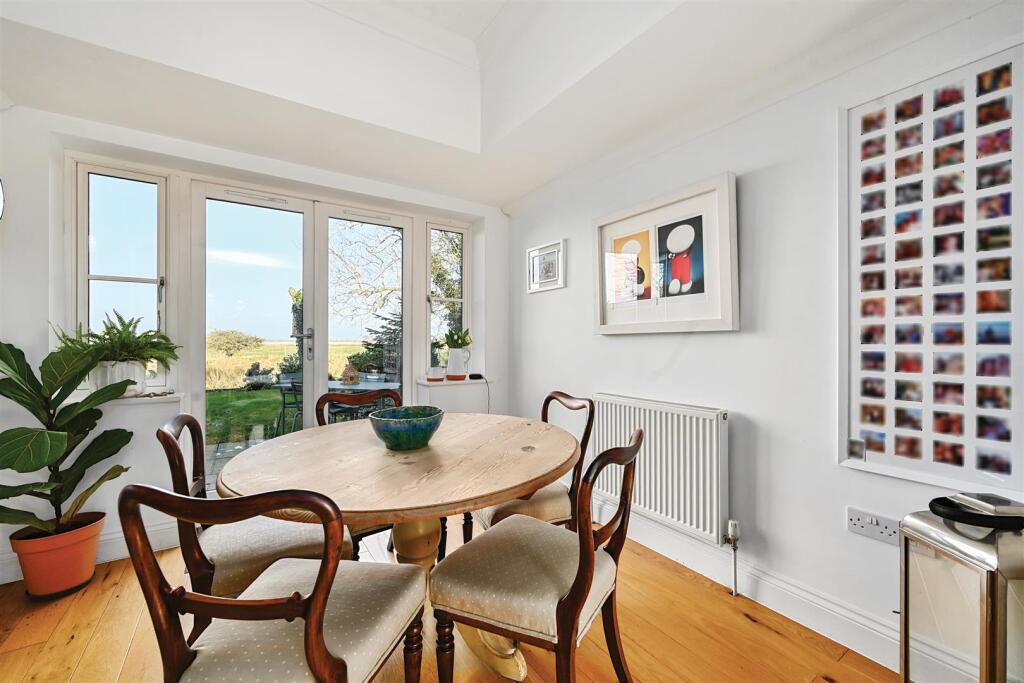 House in Tonbridge - View 5