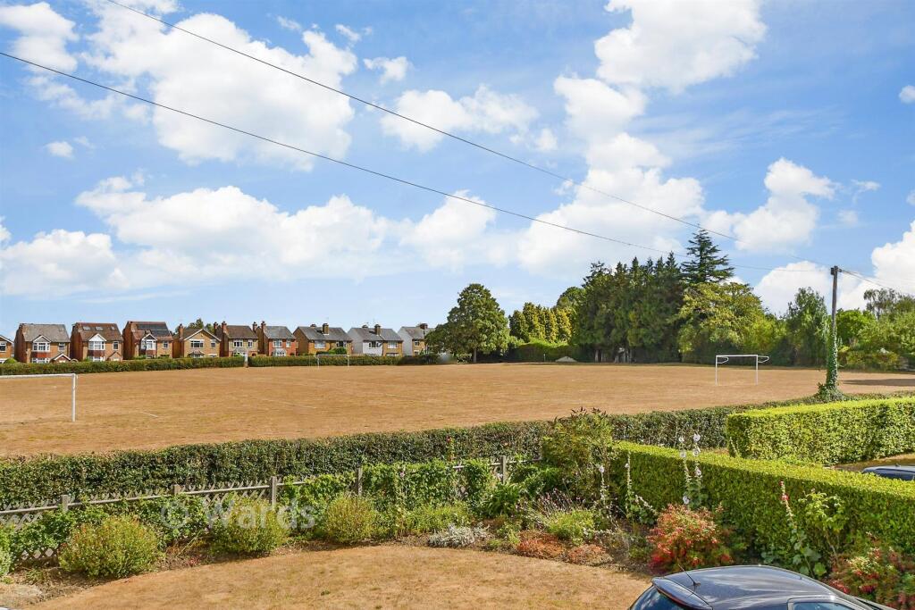 House in Rochester - View 4