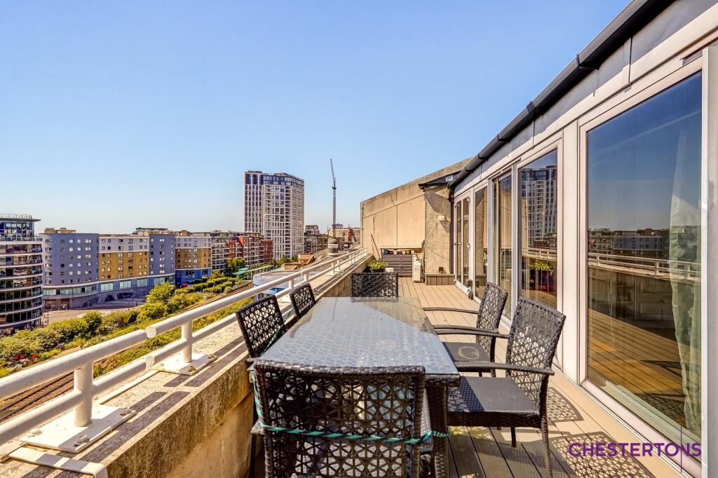 Apartment in London - More