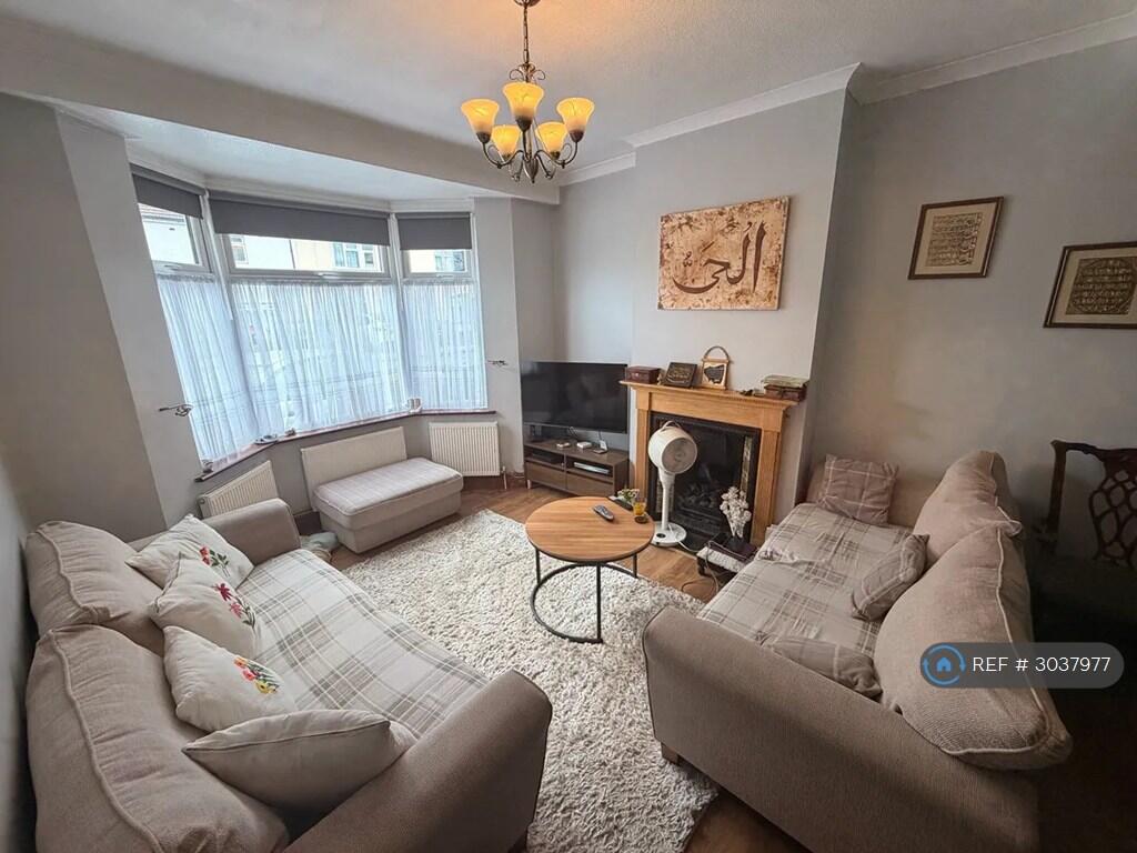 House in Ilford - View 3