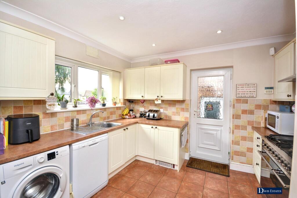 House in London - View 3