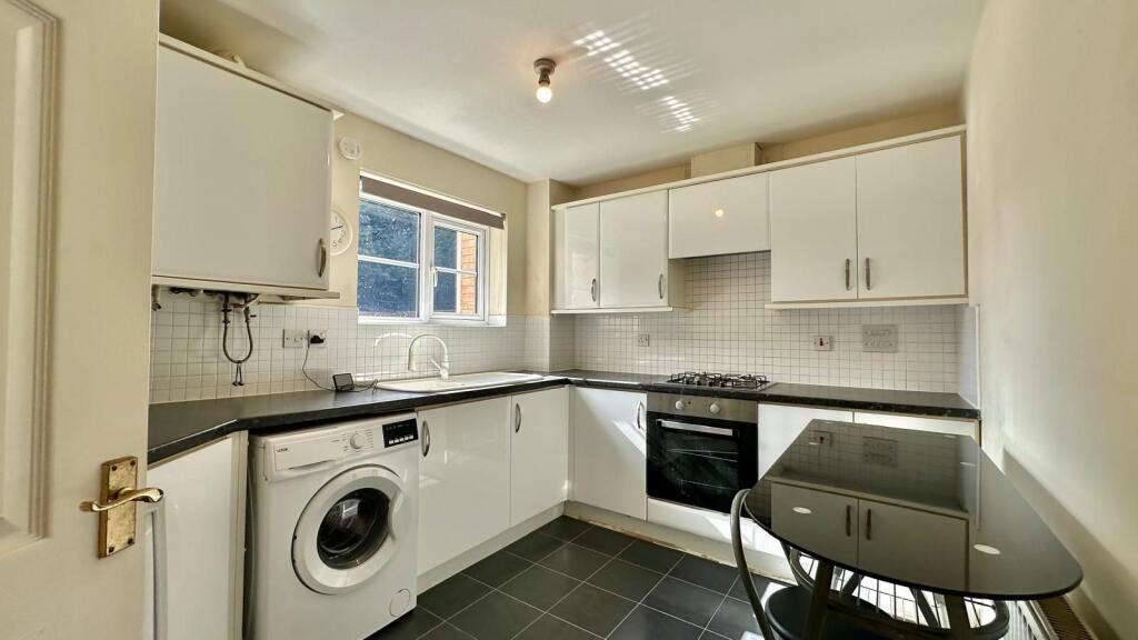 Thackhall Street, Coventry, CV2 4GW photo 2