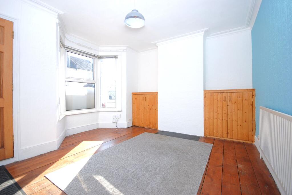 2-bed terraced on Castle Street, Swanscombe, DA10, £285,000