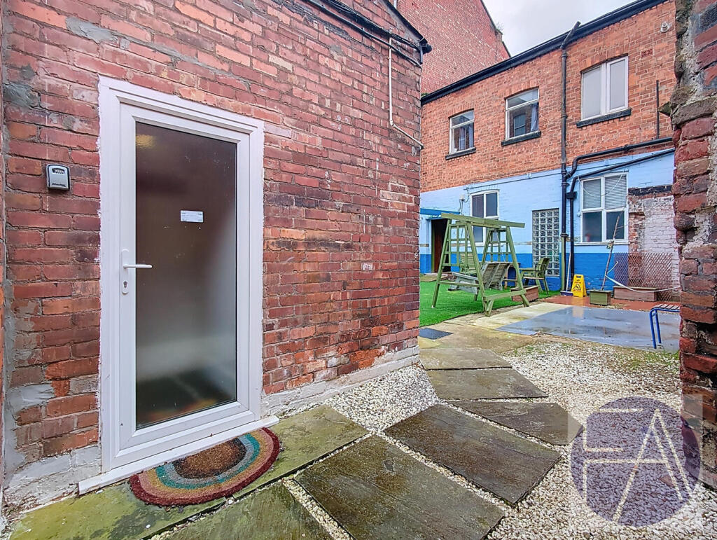 Main image of property: 34 Stanley Street, Southport