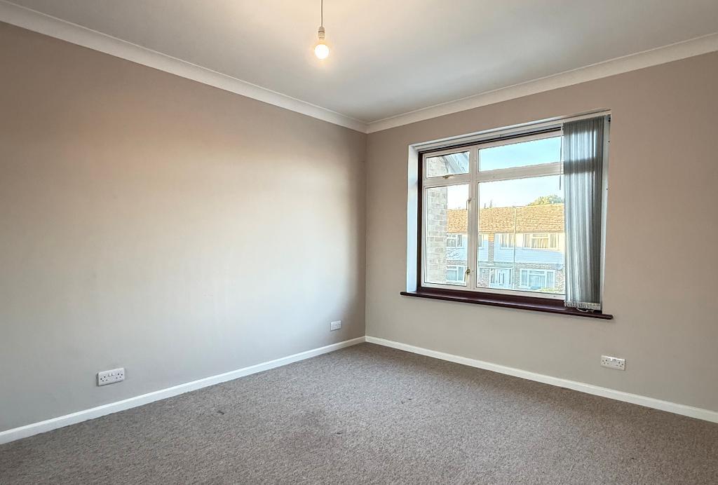 House in Horsham, Upper Beeding - More