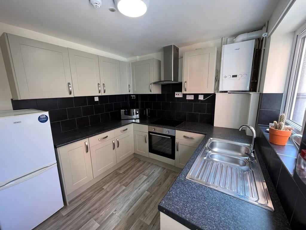 House in Bath - View 2