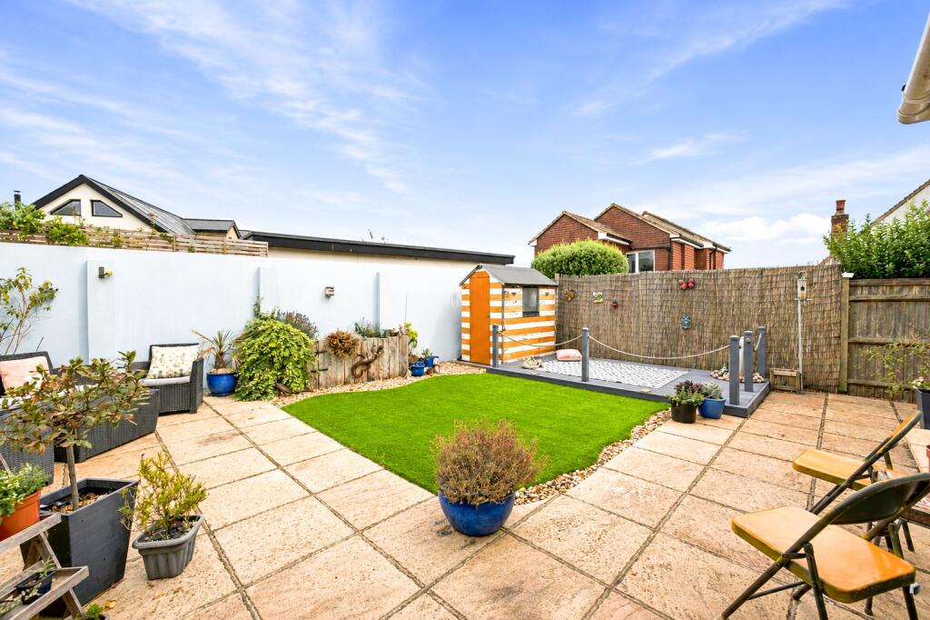 House in Brighton, Woodingdean - View 2