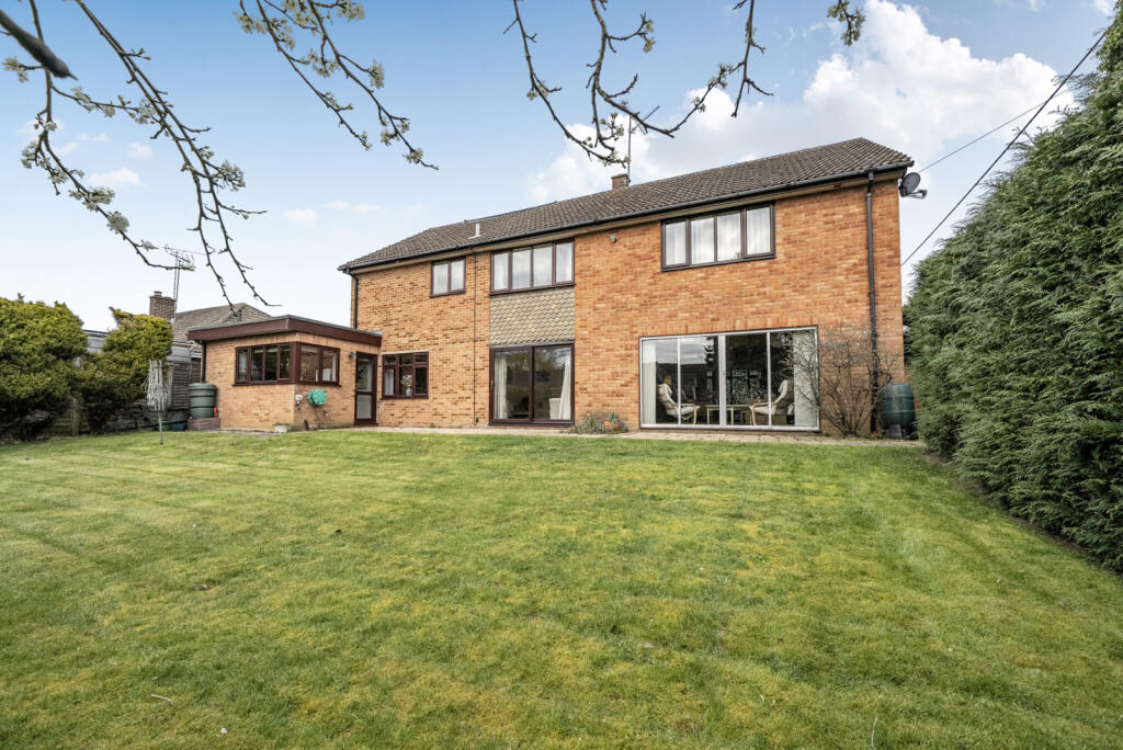 5-bed detached on Malvern Way, Twyford, Reading, Berkshire, RG10, £1,150,000