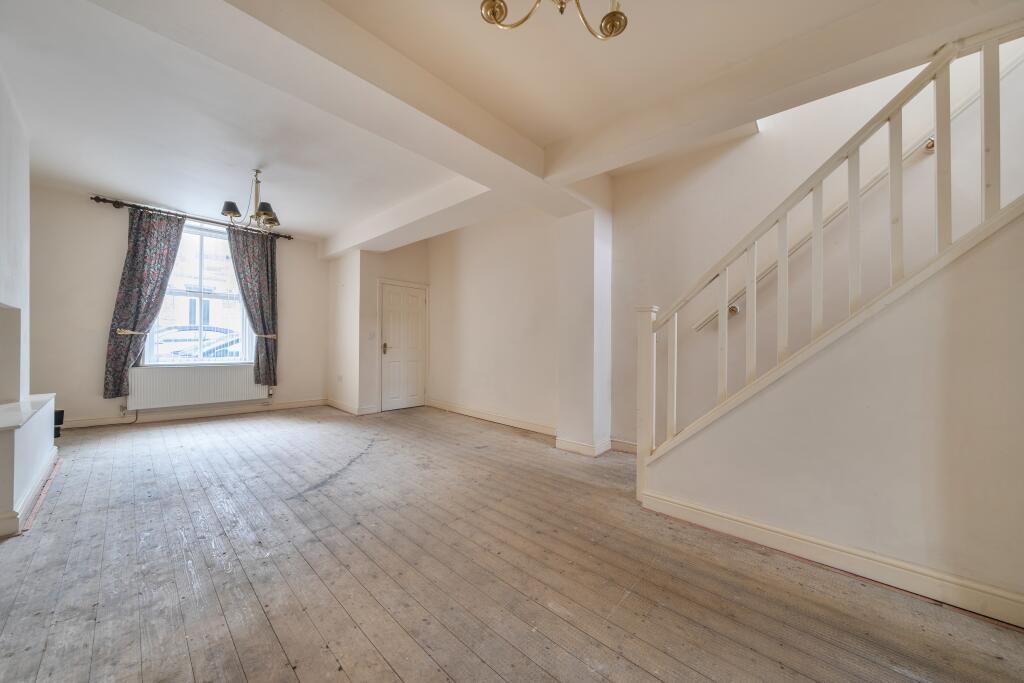House in Burnley, Lancashire - View 4