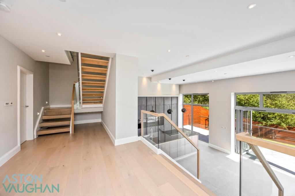 House in Brighton, Withdean - More