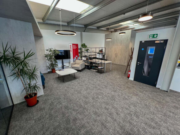 First Floor Suite, 1c Balderton Court