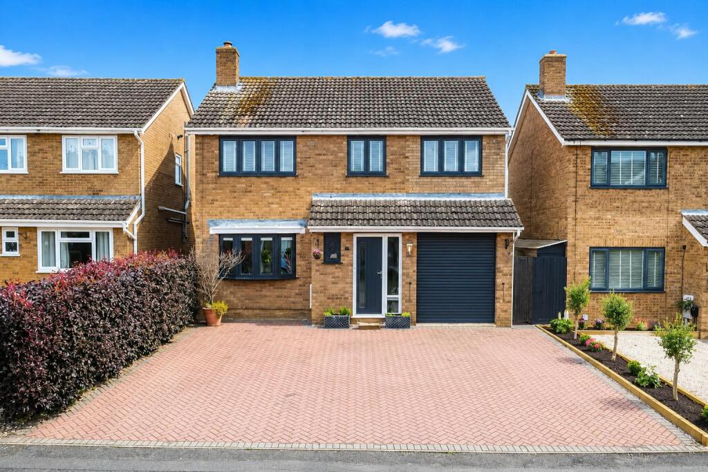 Main image of property: Spencer Close, Earls Barton, Northamptonshire NN6