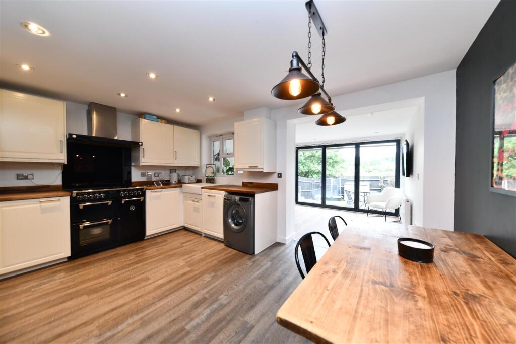 Hunt Hill Close, Stevenage photo 4