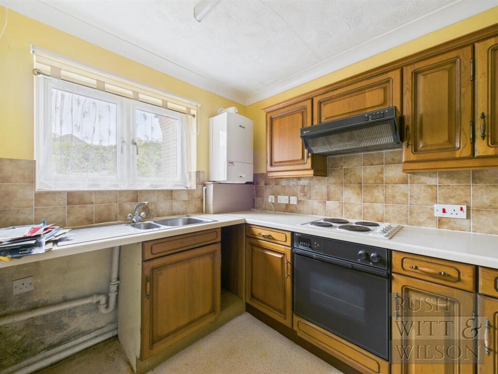 Apartment in Tonbridge - View 5