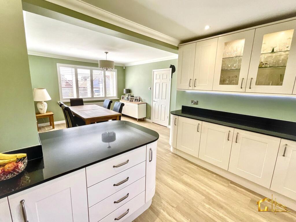 House in Tonbridge - More