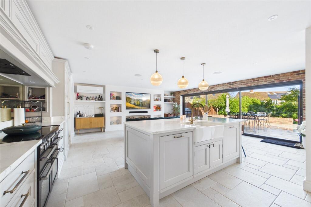 House in Reading - View 4
