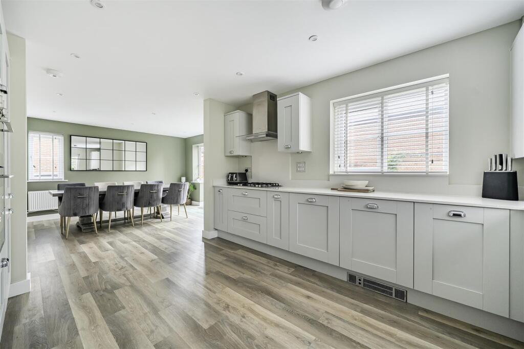 House in Reading - View 4