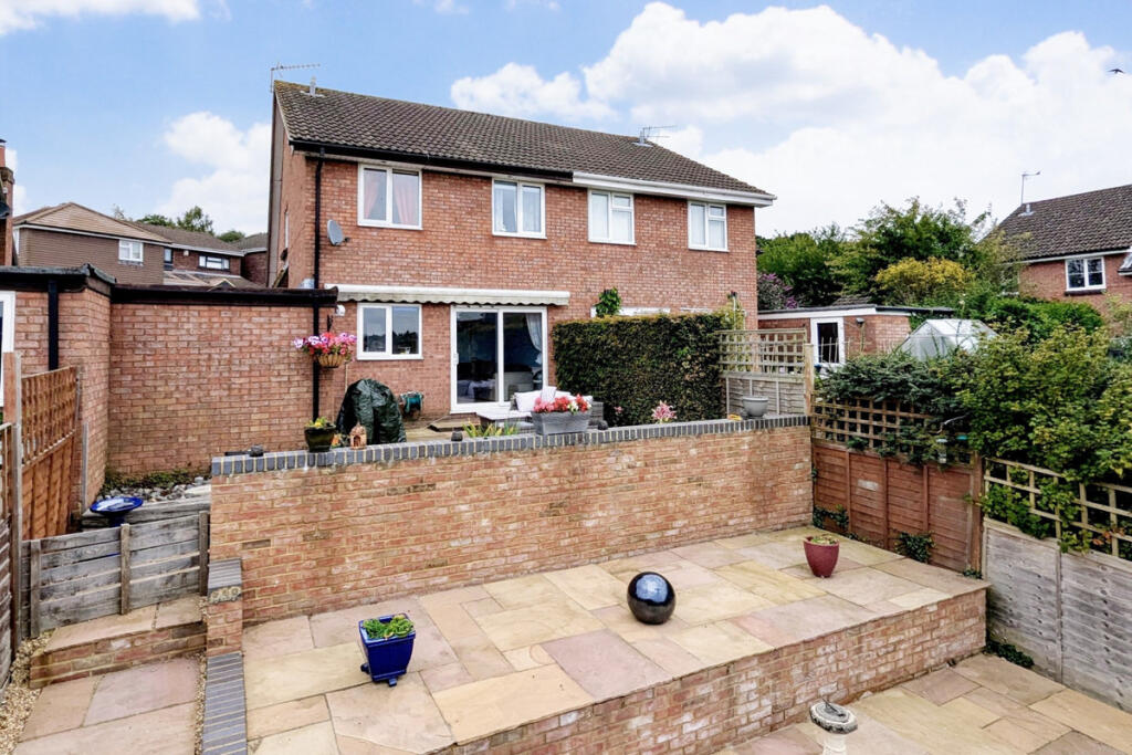 Dorriens Croft, Berkhamsted, HP4 photo 3