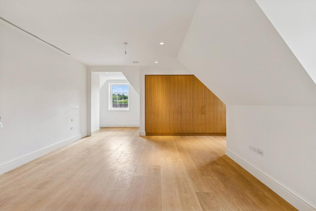 Apartment in London - View 5