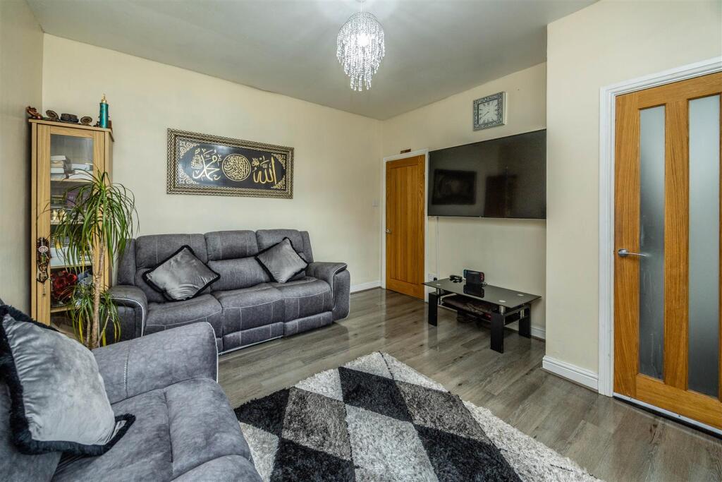 House in Kirklees, West Yorkshire - View 5