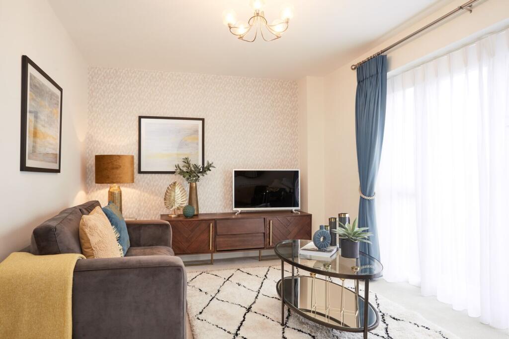 House in Chesterfield, Derbyshire - View 3