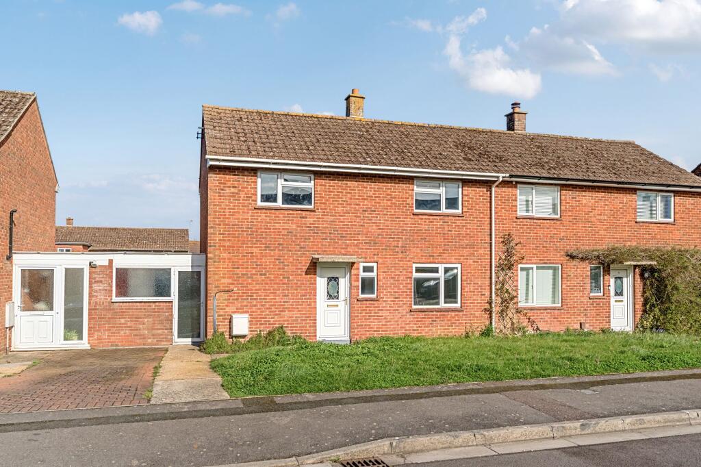 Main image of property: Beaulieu Road, Amesbury, SP4