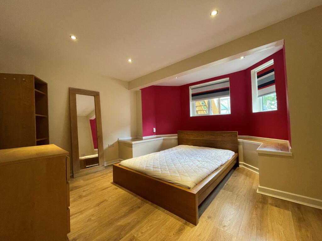 Apartment in Leeds, Far Headingley, Weetwood - More
