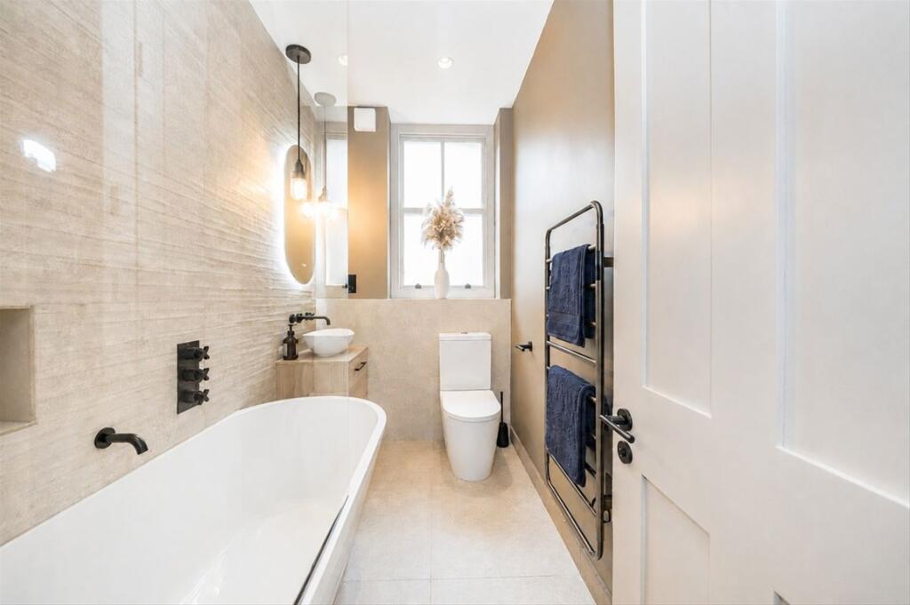 Apartment in London, Fulham - More