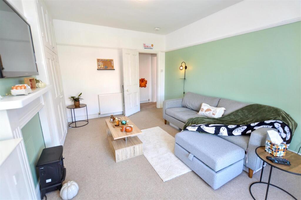 Apartment in Norwich - View 4