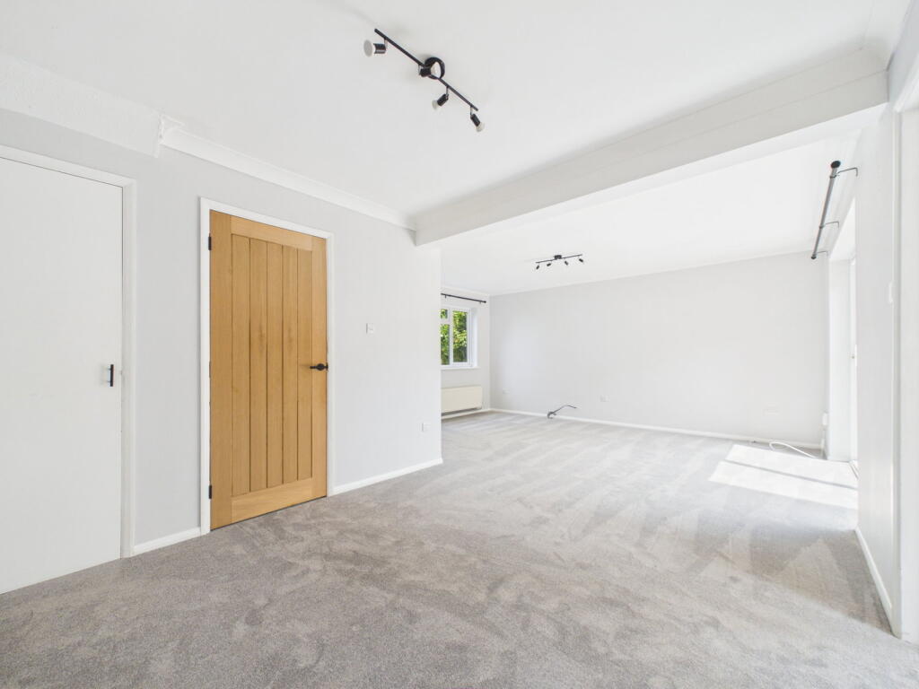 Juniper, Bracknell, RG12 photo 4
