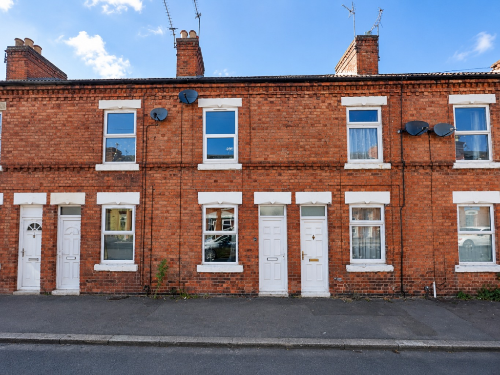 Main image of property: Garnet Street, Netherfield, Nottingham NG4 2FB