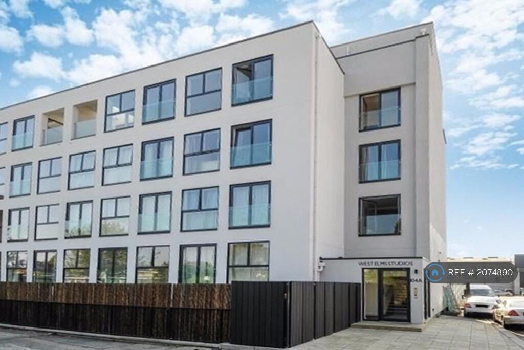 1 bedroom maisonette for rent