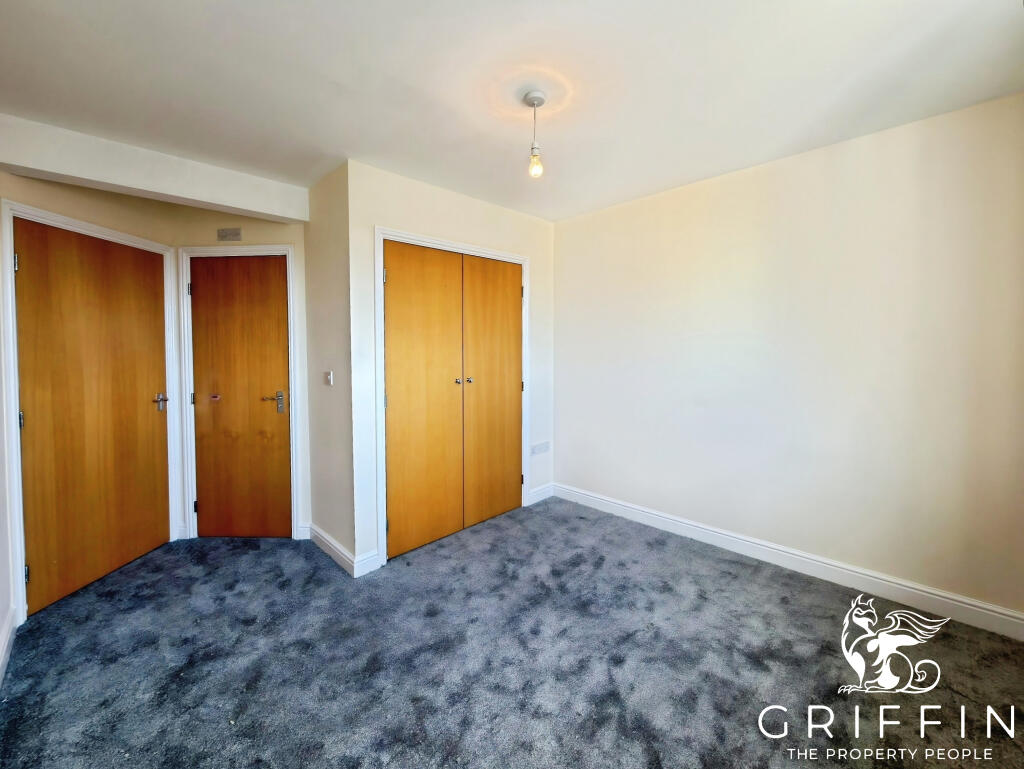 Apartment in Thurrock, Essex - More