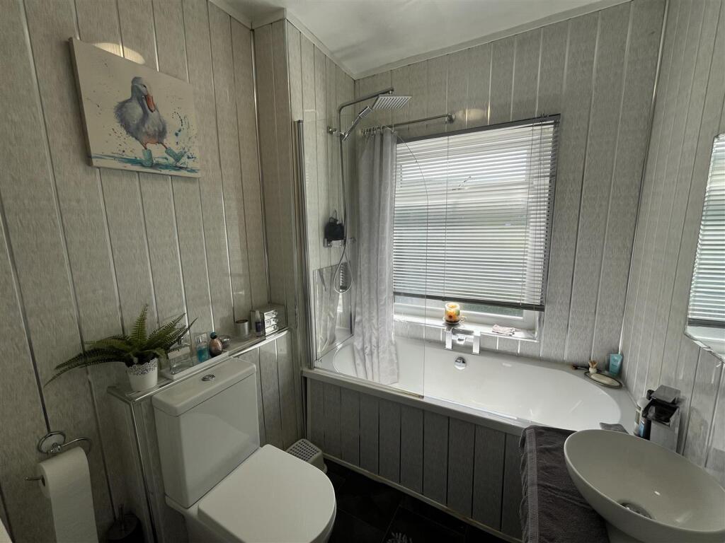 Additional image 16 of Whitehall Road, Wyke, Bradford