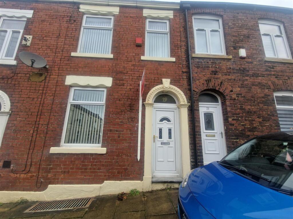 Main image of property: West Street, Lees, Oldham