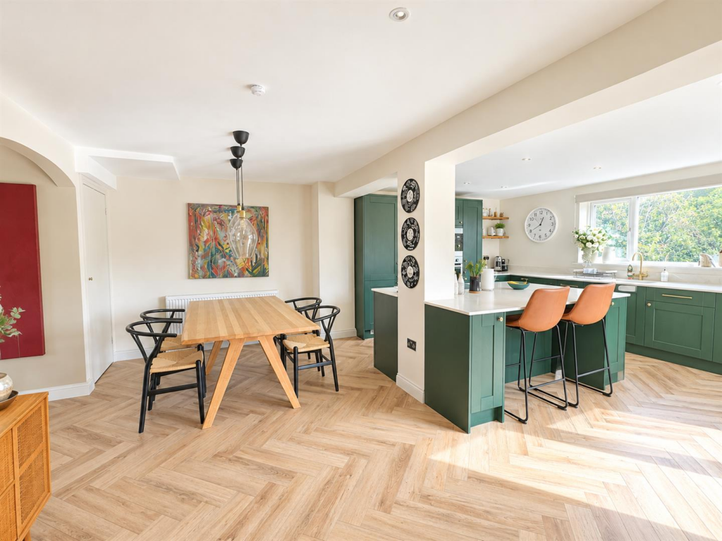 House in Uckfield - View 5