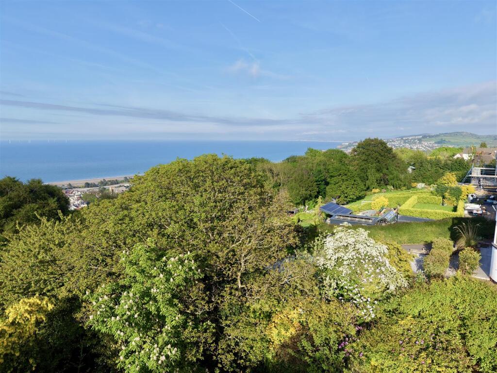 Pen Y Bryn Road, Colwyn Bay photo 4