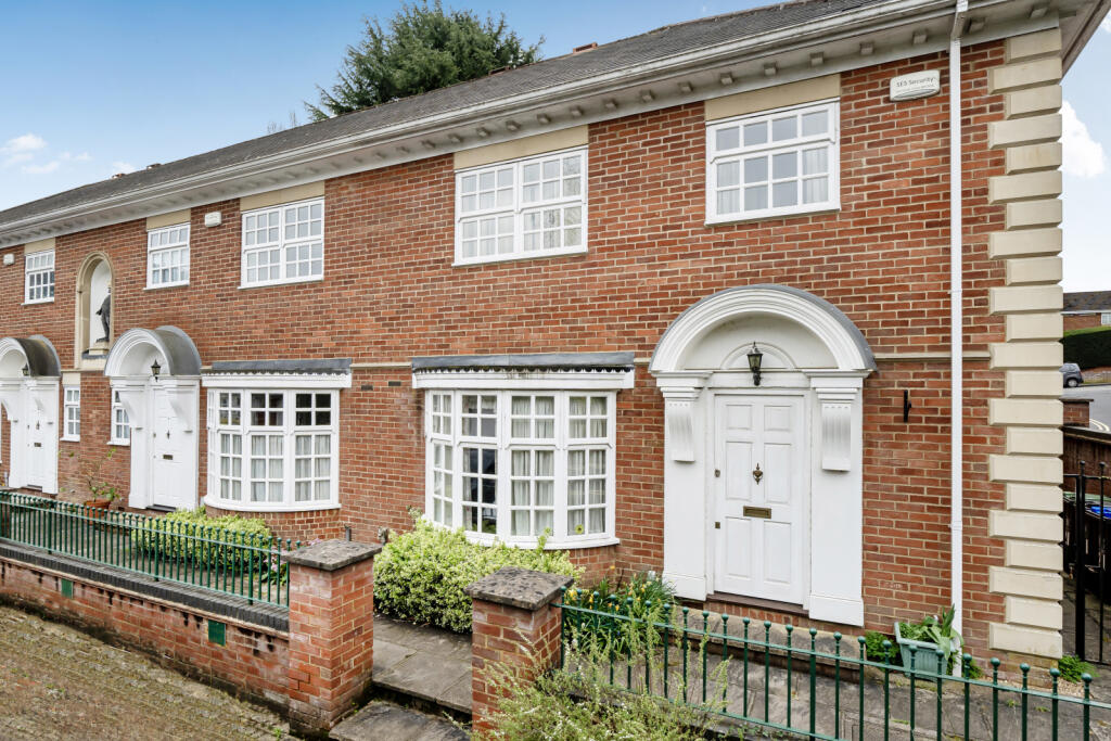 Main image of property: The Chyne, Gerrards Cross, Buckinghamshire, SL9
